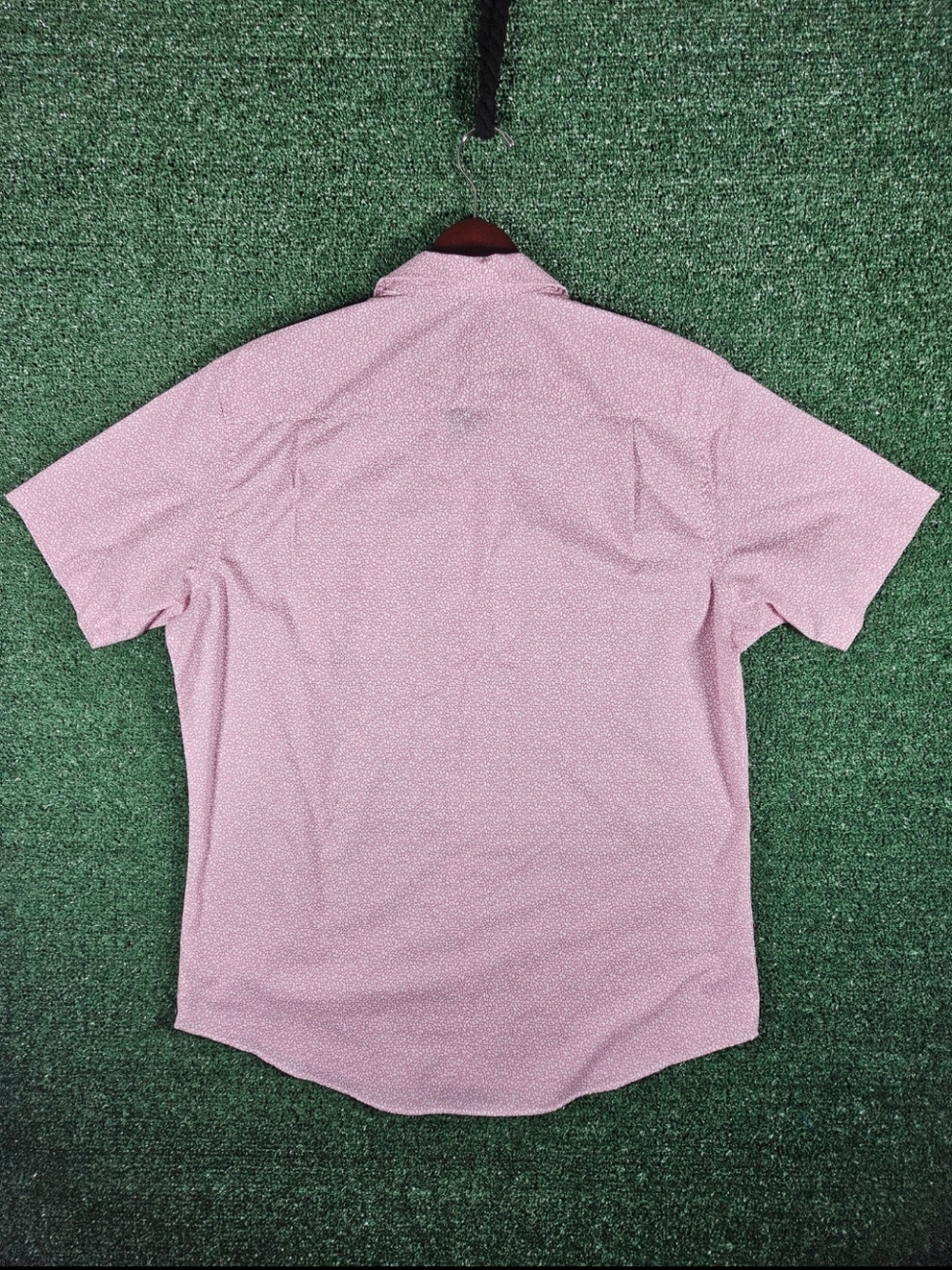 Van Heusen Short Sleeve Casual Button-Down Shirt / Mens Size Large - Picture 9 of 11